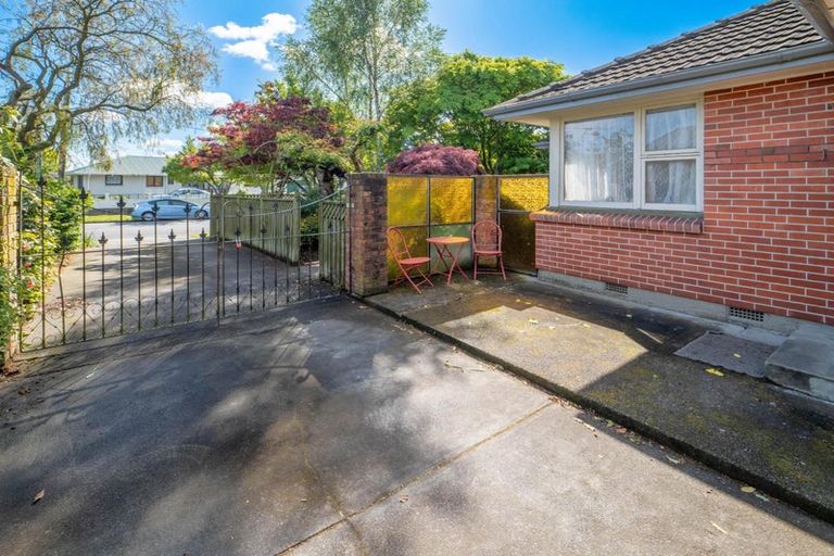 Photo of property in 11 Reynolds Avenue, Bishopdale, Christchurch, 8053