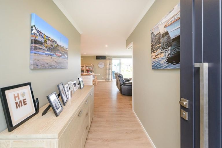 Photo of property in 19 George Street, Bulls, 4818