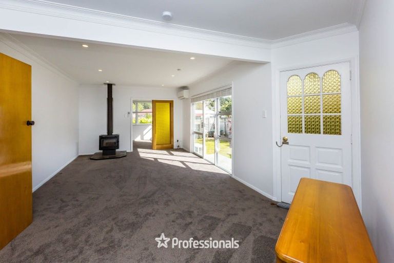 Photo of property in 56 Thomas Street, Stokes Valley, Lower Hutt, 5019