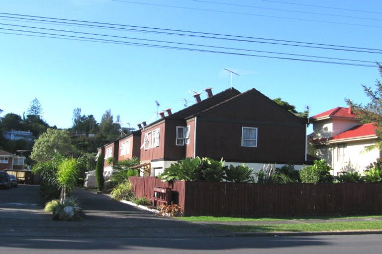 Photo of property in 4/23 Inverness Road, Browns Bay, Auckland, 0630