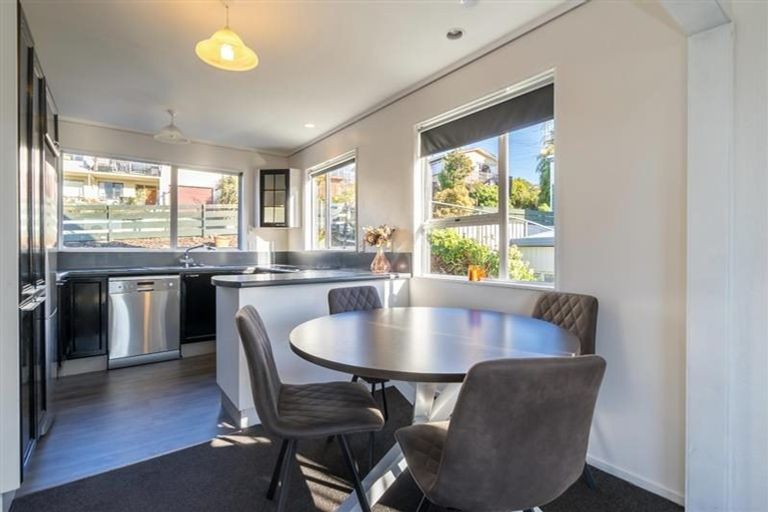 Photo of property in 74 Centennial Avenue, Helensburgh, Dunedin, 9010