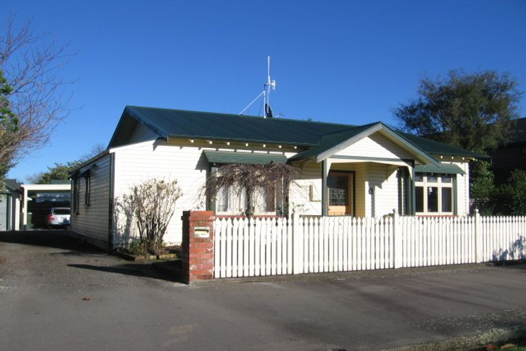 Photo of property in 4 Regent Street, Palmerston North, 4414