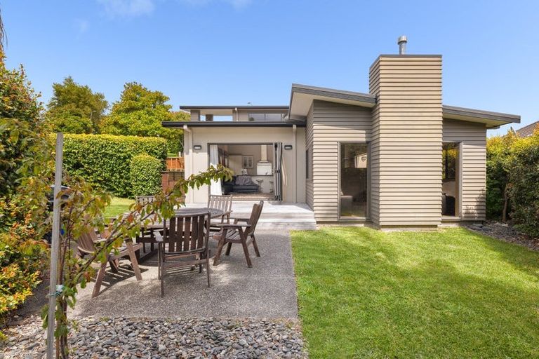 Photo of property in 2 Rochdale Close, Bethlehem, Tauranga, 3110