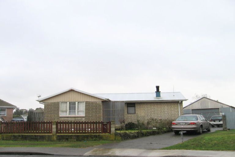 Photo of property in 301 Ruru Place, Camberley, Hastings, 4120