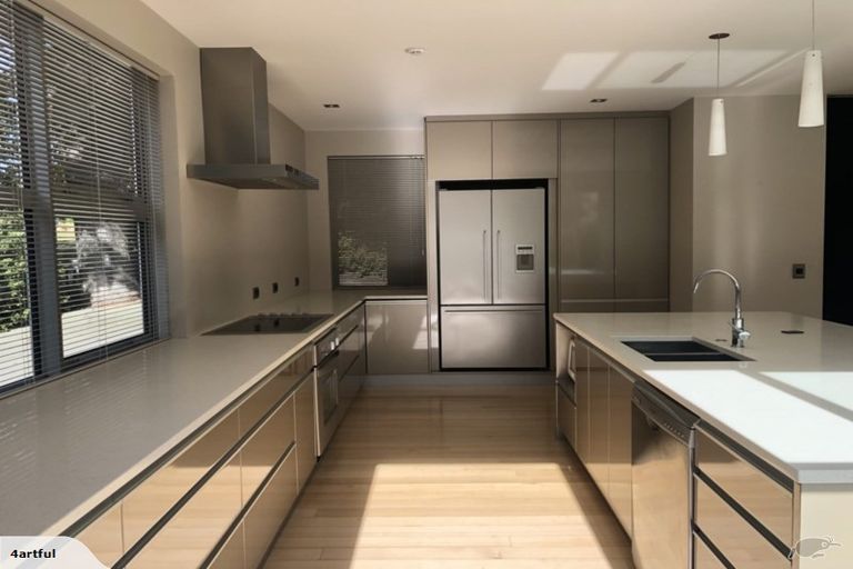 Photo of property in 62 Dyers Pass Road, Cashmere, Christchurch, 8022