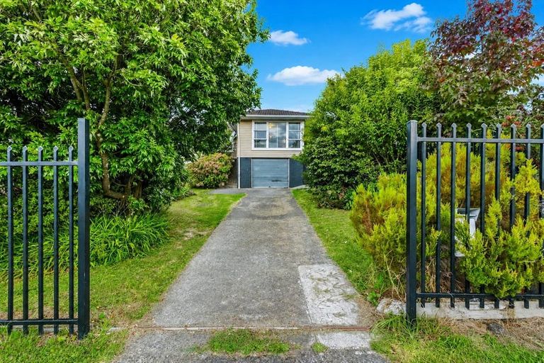 Photo of property in 179 Rathgar Road, Henderson, Auckland, 0610