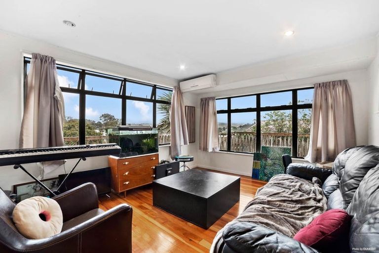 Photo of property in 40 Taurus Crescent, Beach Haven, Auckland, 0626