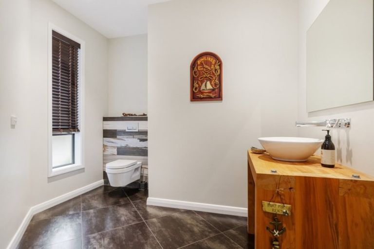 Photo of property in 8 Mountain View Road, Te Aroha, 3320