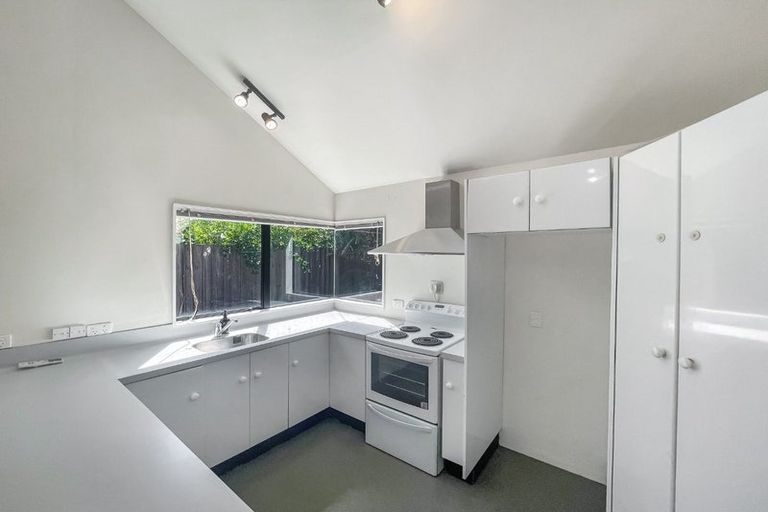 Photo of property in 106b Richmond Street, Petone, Lower Hutt, 5012