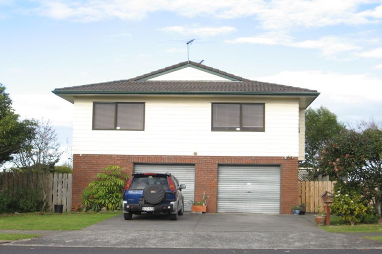 Photo of property in 26 Carnoustie Drive, Wattle Downs, Auckland, 2103