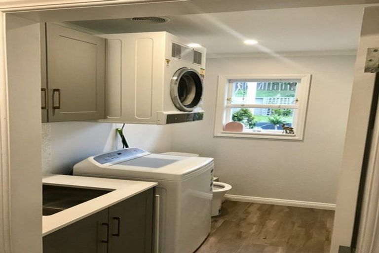 Photo of property in 20 Jonathon Street, Brookfield, Tauranga, 3110