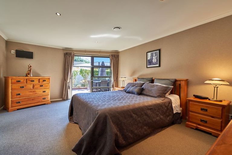 Photo of property in 9 Masefield Terrace, Kelvin Grove, Palmerston North, 4414