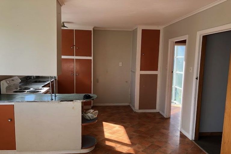 Photo of property in 34 Mclean Avenue, Papatoetoe, Auckland, 2025