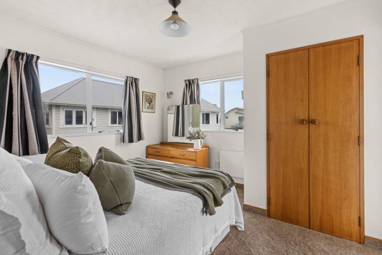 Photo of property in 36 Charles Street, Westshore, Napier, 4110