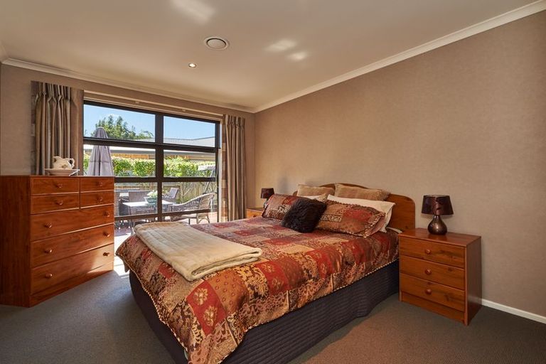 Photo of property in 9 Masefield Terrace, Kelvin Grove, Palmerston North, 4414