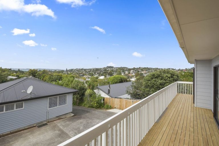 Photo of property in 47 Amorino Drive, Red Beach, 0932