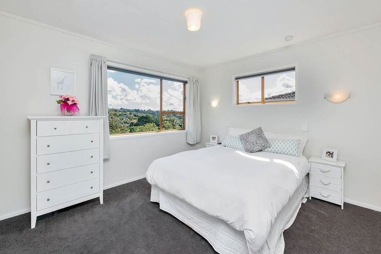 Photo of property in 2/14 Thelma Crescent, Torbay, Auckland, 0630