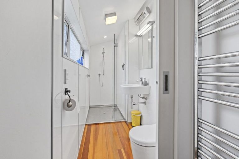 Photo of property in 94 Sidlaw Street, Strathmore Park, Wellington, 6022