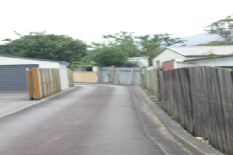 Photo of property in 4b Pokaka Street, Birchville, Upper Hutt, 5018