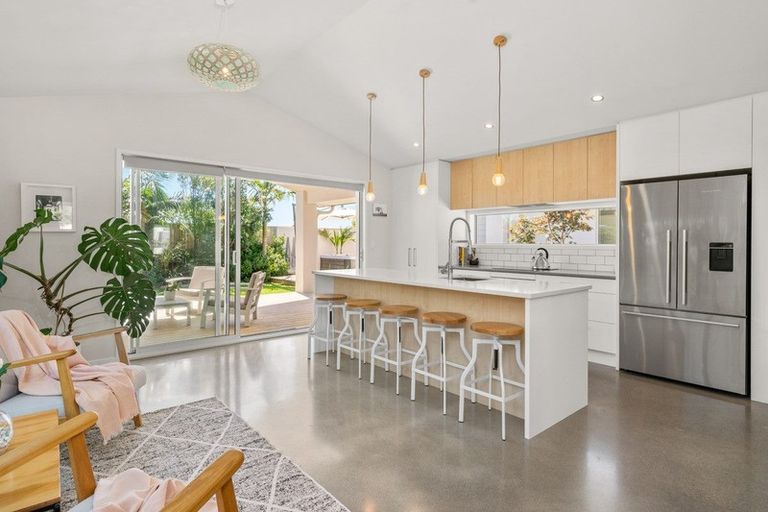 Photo of property in 7 Sarcodia Place, Papamoa Beach, Papamoa, 3118