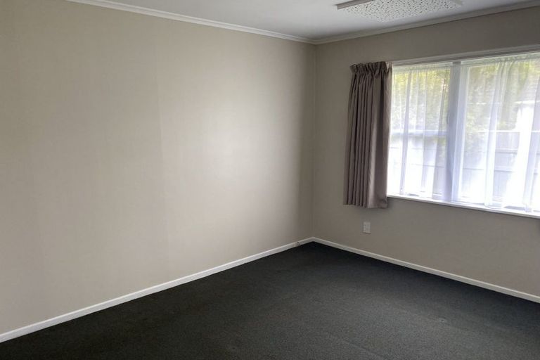 Photo of property in 3/3 Camp Street, Silverstream, Upper Hutt, 5019