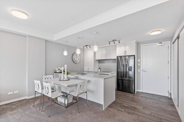 Photo of property in 170 Landmark Terrace, Orewa, 0931