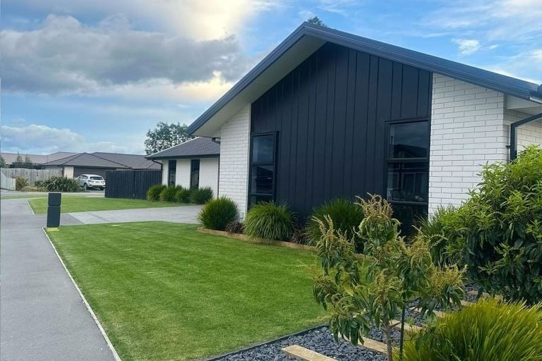 Photo of property in 1 Vaughan Drive, Rolleston, 7614