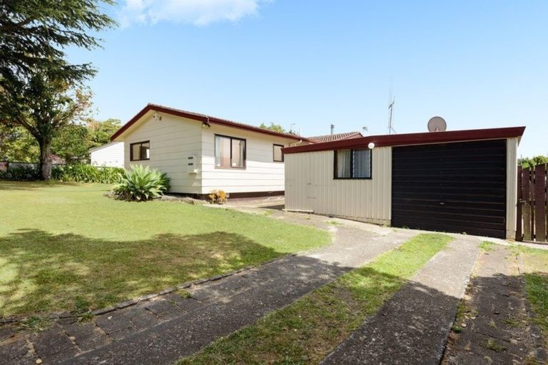 Photo of property in 12 Bishoprick Crescent, Te Puke, 3119