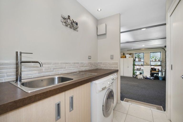 Photo of property in 39 Inverness Drive, Pyes Pa, Tauranga, 3112