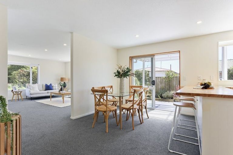 Photo of property in 2/23a Meadow Street, Papanui, Christchurch, 8052