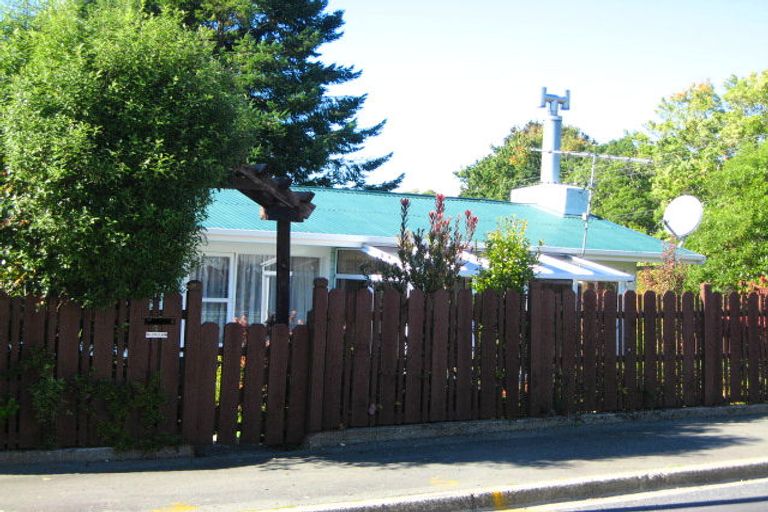 Photo of property in 4 Charters Street, Glenross, Dunedin, 9011