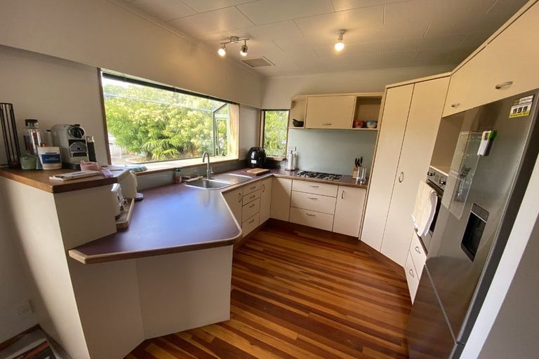 Photo of property in 66 Middle Road, Havelock North, 4130