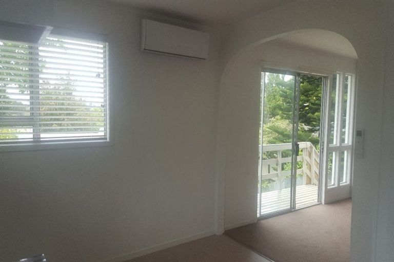 Photo of property in 56 Zita Maria Drive, Massey, Auckland, 0614