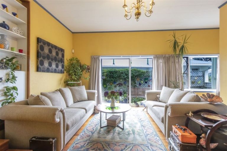 Photo of property in 75 Burgess Road, Johnsonville, Wellington, 6037