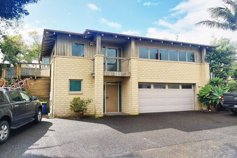 Photo of property in 319a Albany Highway, Rosedale, Auckland, 0632