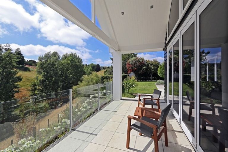 Photo of property in 82 Rochfort Road, Havelock North, 4130