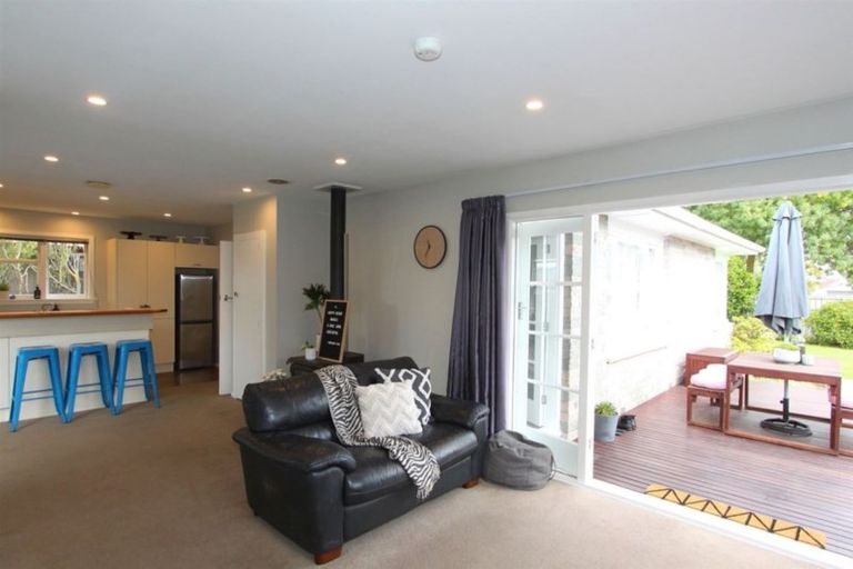 Photo of property in 42 Emlyn Place, Avondale, Christchurch, 8061