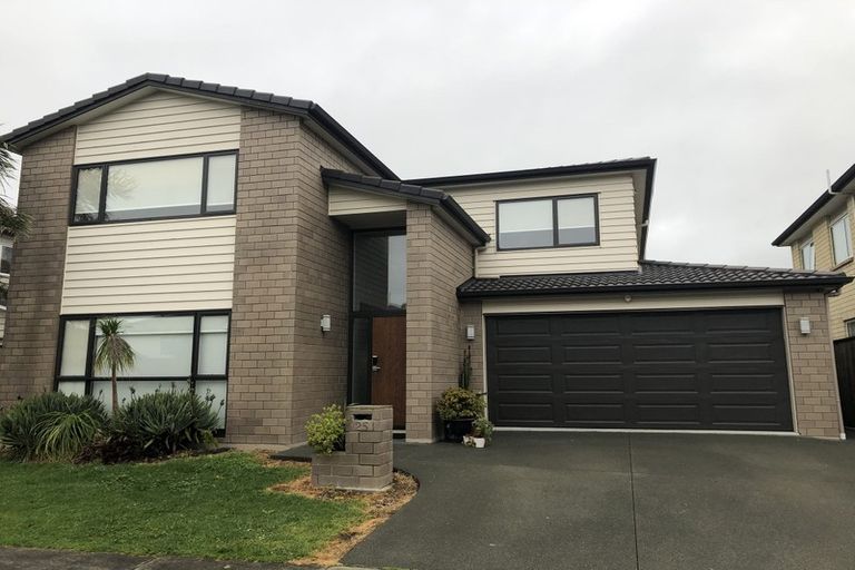 Photo of property in 25 Dromoland Drive, Flat Bush, Auckland, 2019