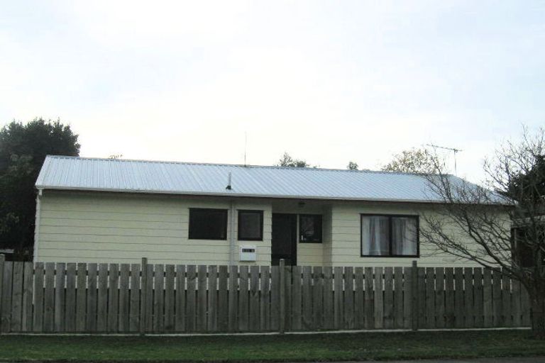 Photo of property in 127 Makarini Street, Paraparaumu, 5032