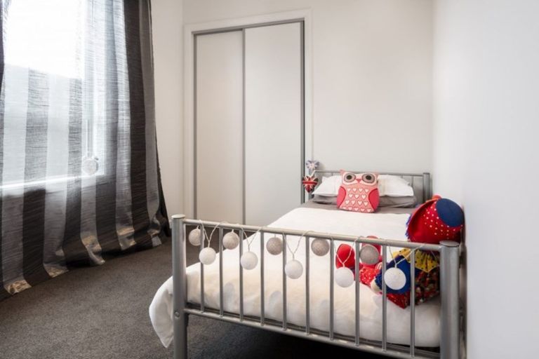 Photo of property in 5 Woodbank Street, Somerfield, Christchurch, 8024