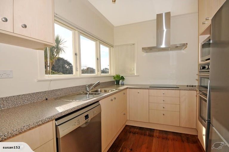 Photo of property in 95 Nottingham Street, Karori, Wellington, 6012