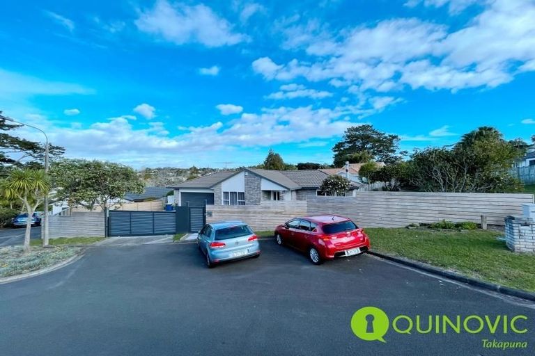 Photo of property in 11 Owl Court, Unsworth Heights, Auckland, 0632
