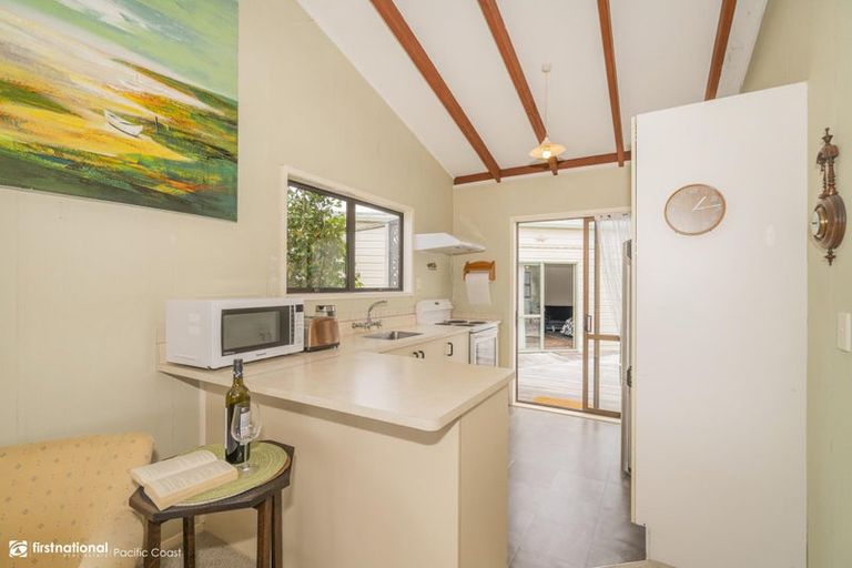 Photo of property in 1 Norfolk Place, Tairua, 3508