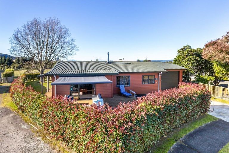 Photo of property in 11 Tui Crescent, Omori, Turangi, 3381
