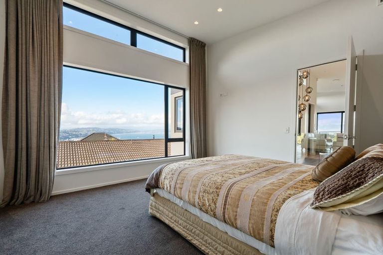 Photo of property in 49 Ashton Fitchett Drive, Brooklyn, Wellington, 6021