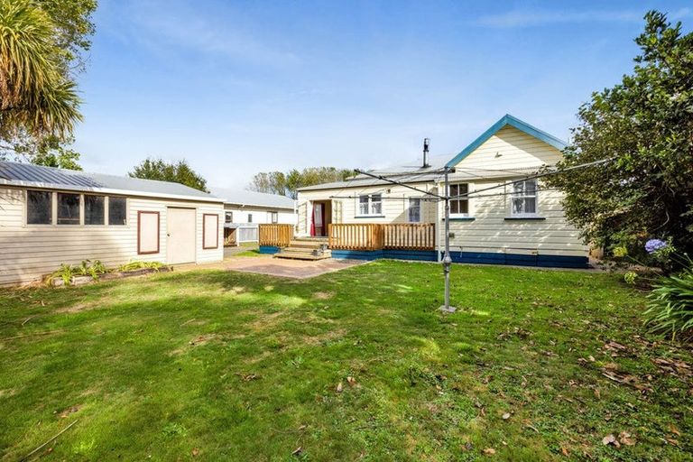 Photo of property in 15 Weld Street, Normanby, Hawera, 4614