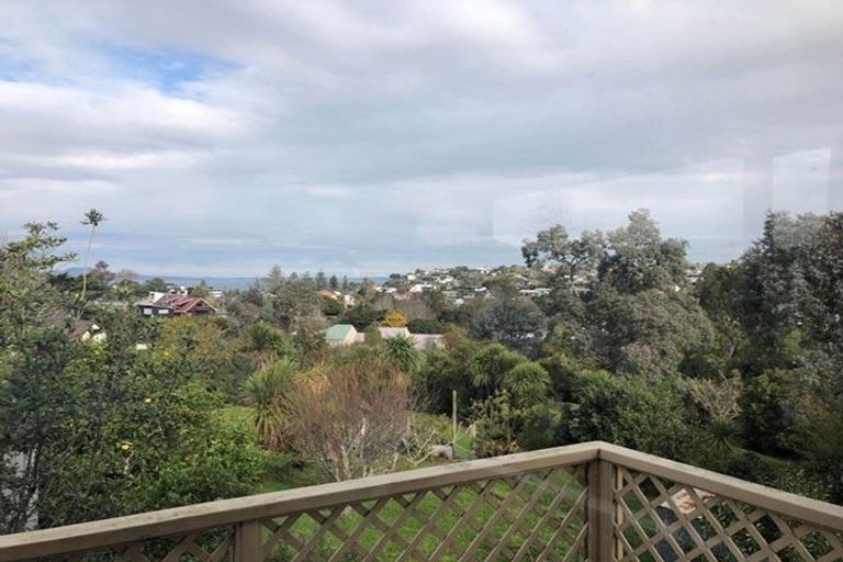 Photo of property in 28 Killarney Avenue, Torbay, Auckland, 0630