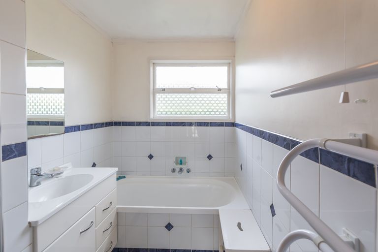 Photo of property in 22 Tuirau Place, Ilam, Christchurch, 8041