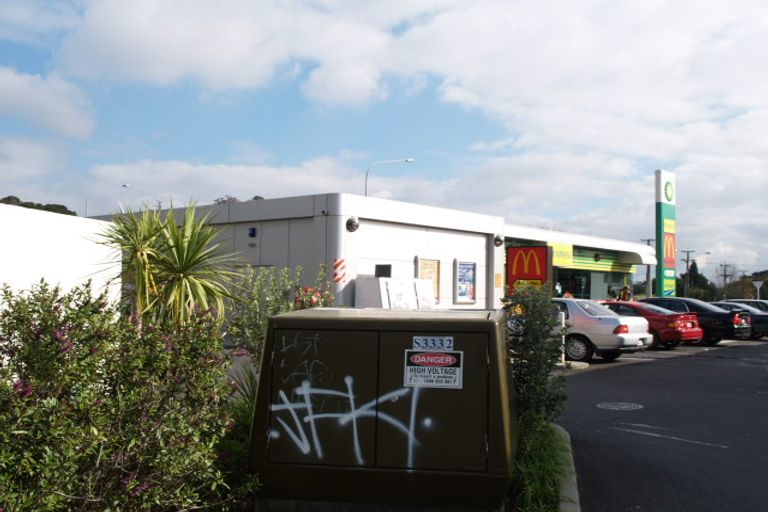 Photo of property in 74a Robertson Road, Mangere East, Auckland, 2024