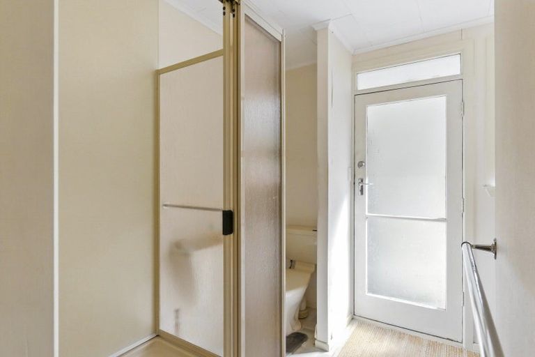 Photo of property in 15 Leinster Avenue, Raumati South, Paraparaumu, 5032